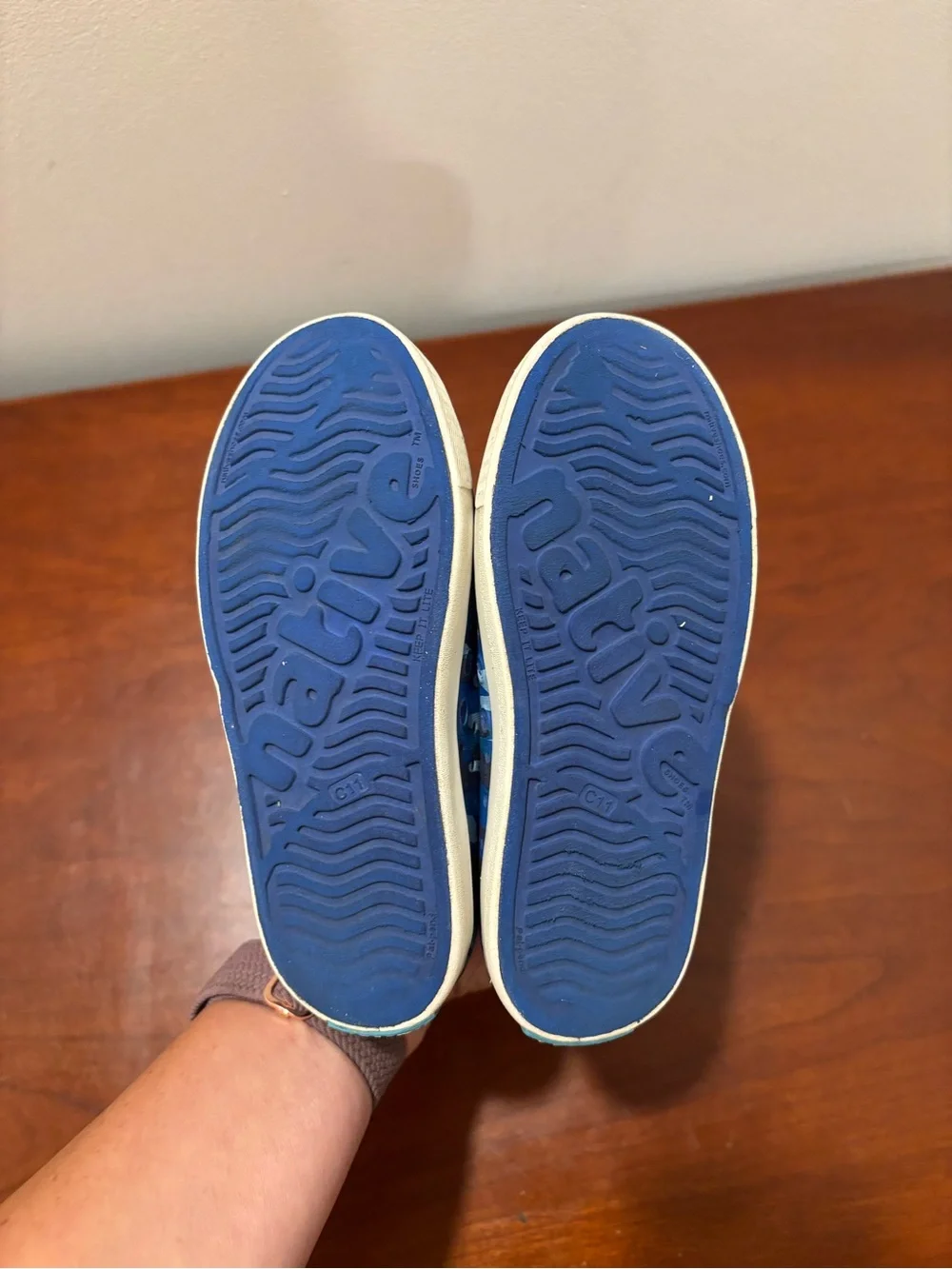 Native lightweight slip